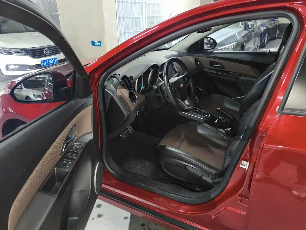 Chevrolet Cruze 2014