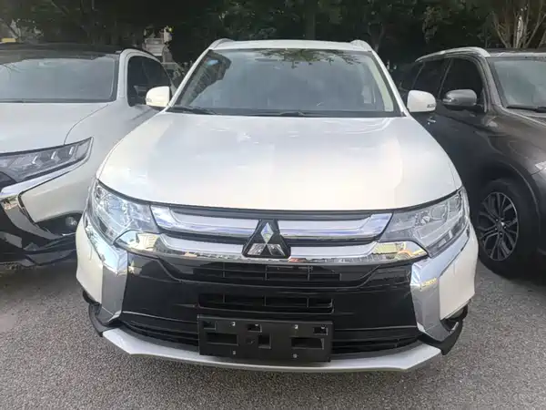 Mitsubishi Outlander 2019