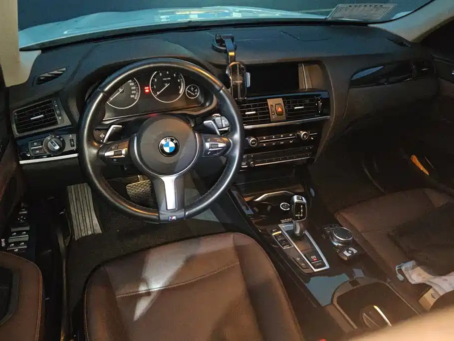 BMW X3 2017 — фото 12