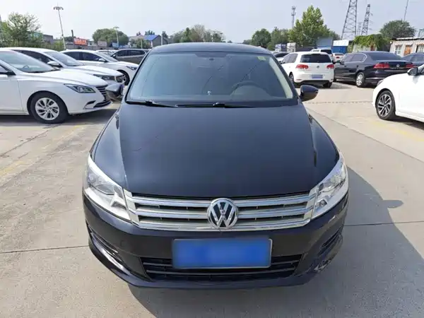 Volkswagen Santana 2015