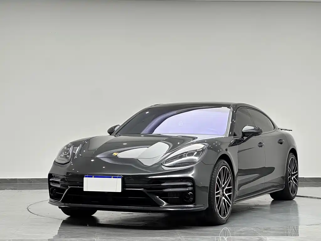 Porsche Panamera 2021 — фото 1