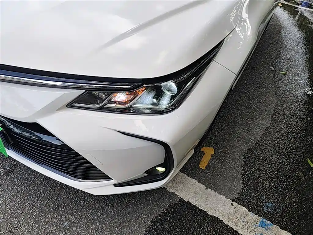 Toyota Corolla 2020 — фото 24