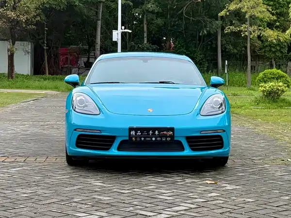 Porsche 718 2016