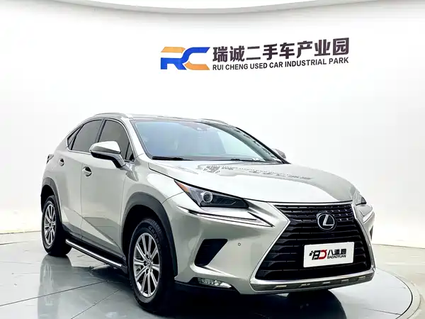 Lexus NX 2021