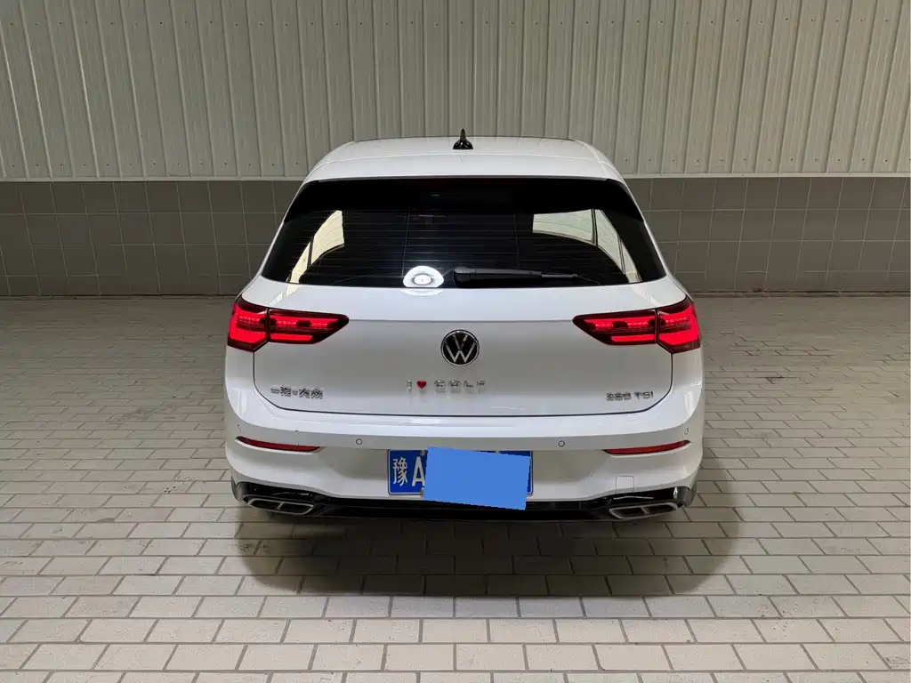 Volkswagen Golf 2021