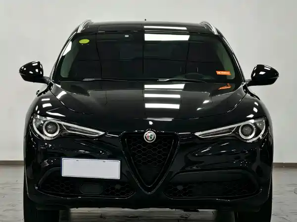 Alfa Romeo Stelvio 2019