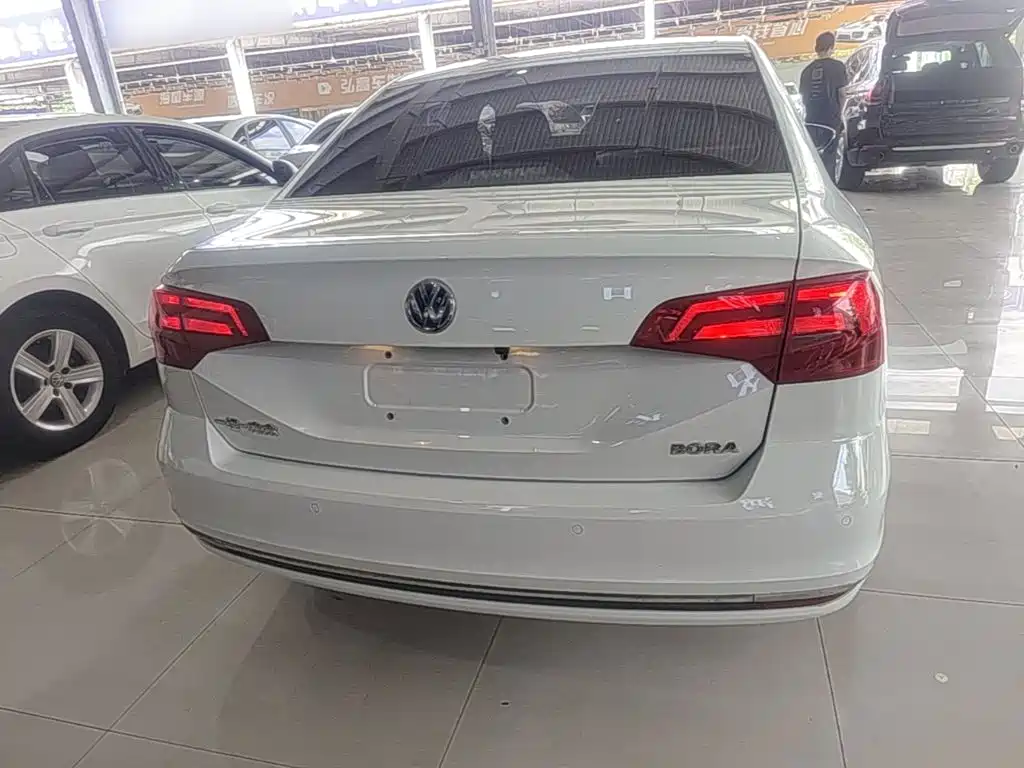 Volkswagen Bora 2016