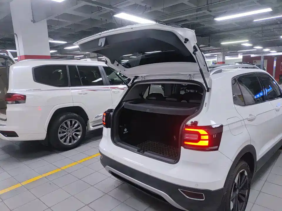 Volkswagen Explore The Shadows 2023
