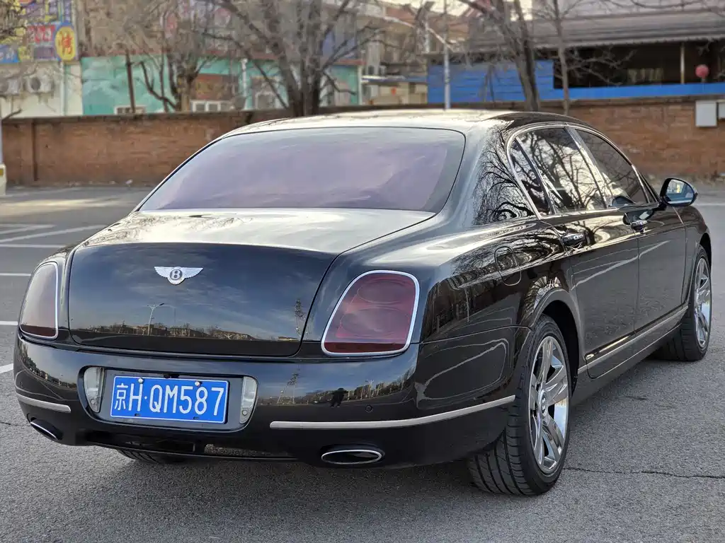 Bentley Flying Spur 2011 — фото 5