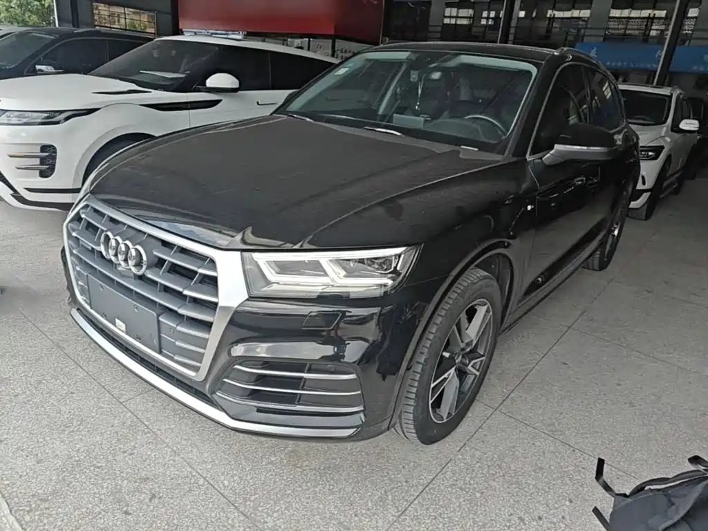 Audi Q5L 2021
