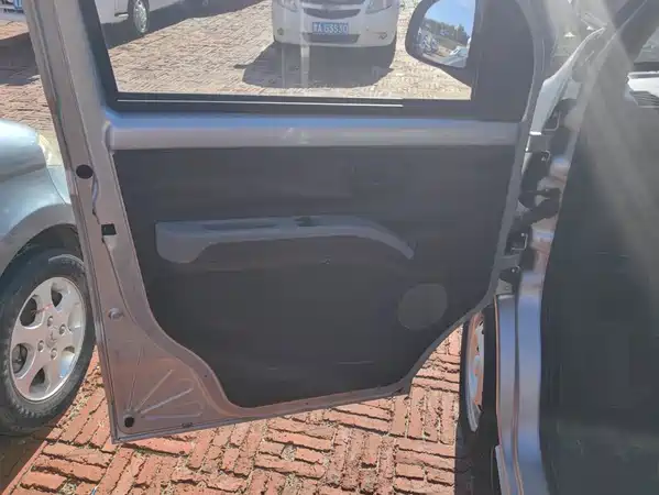 Wuling Rongguang 2020