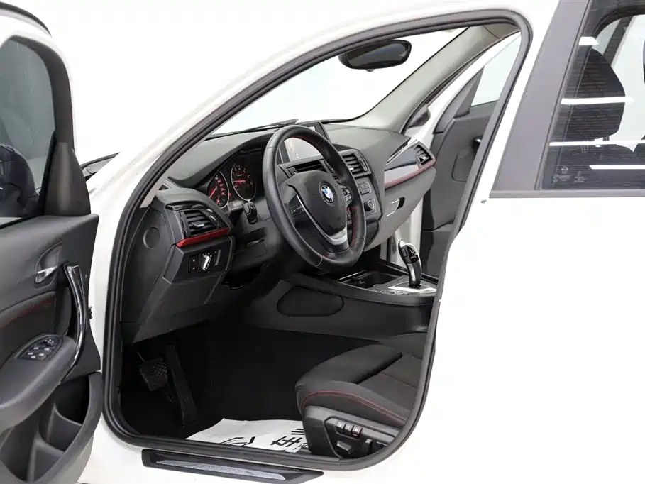 BMW 1 Series 2015
