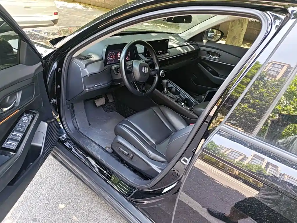 Honda Accord 2024 — фото 16