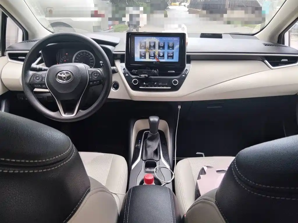 Toyota Corolla 2019 — фото 13