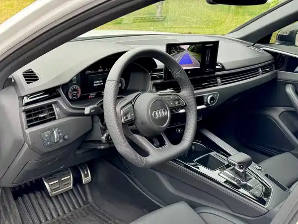 Audi A4L 2025