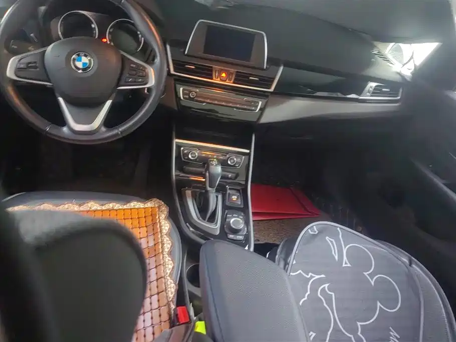 BMW 2 Series Active Tourer 2019 — фото 16