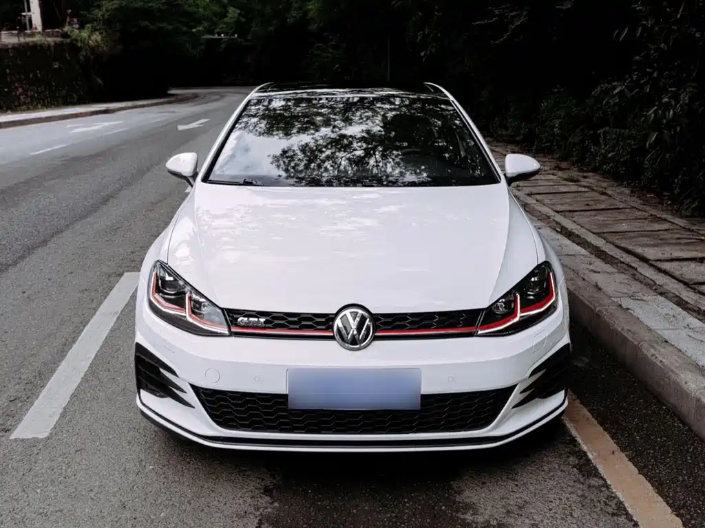 Volkswagen Golf GTI 2018 — фото 6