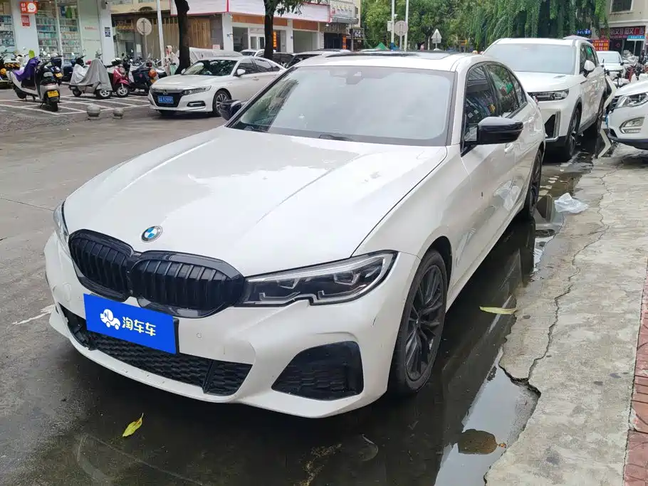 BMW 3 Series 2021