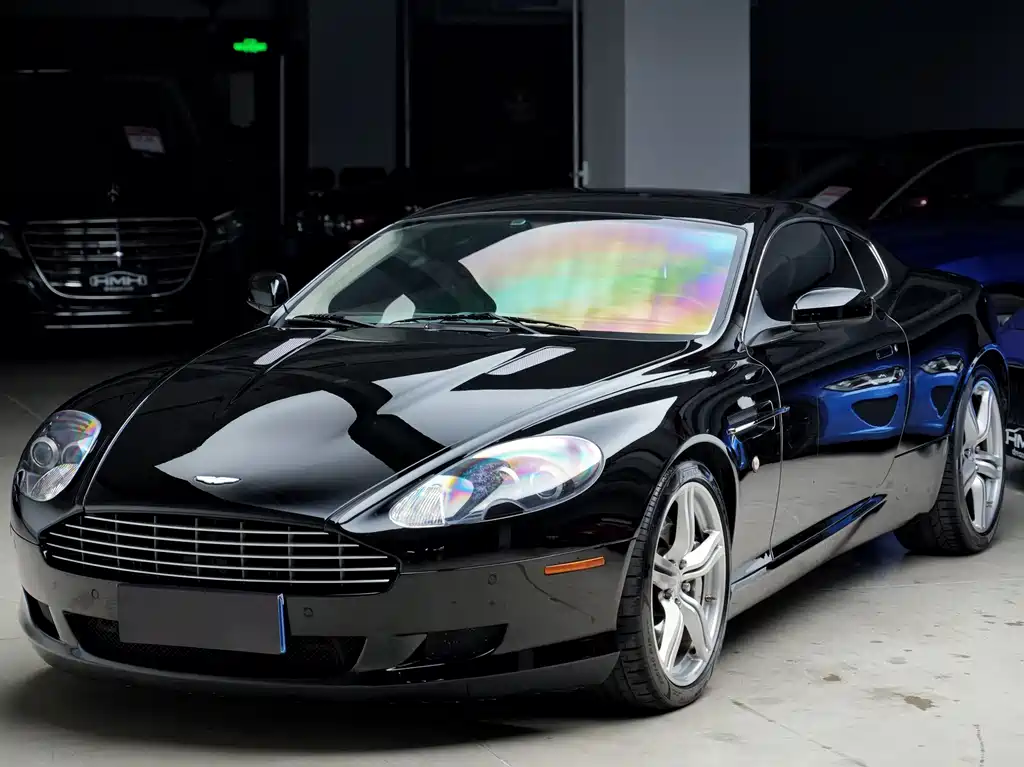 Aston Martin DB9 2009 — фото 4