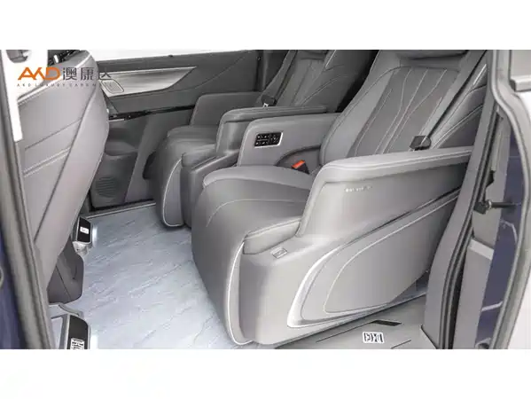 Buick GL8 2025