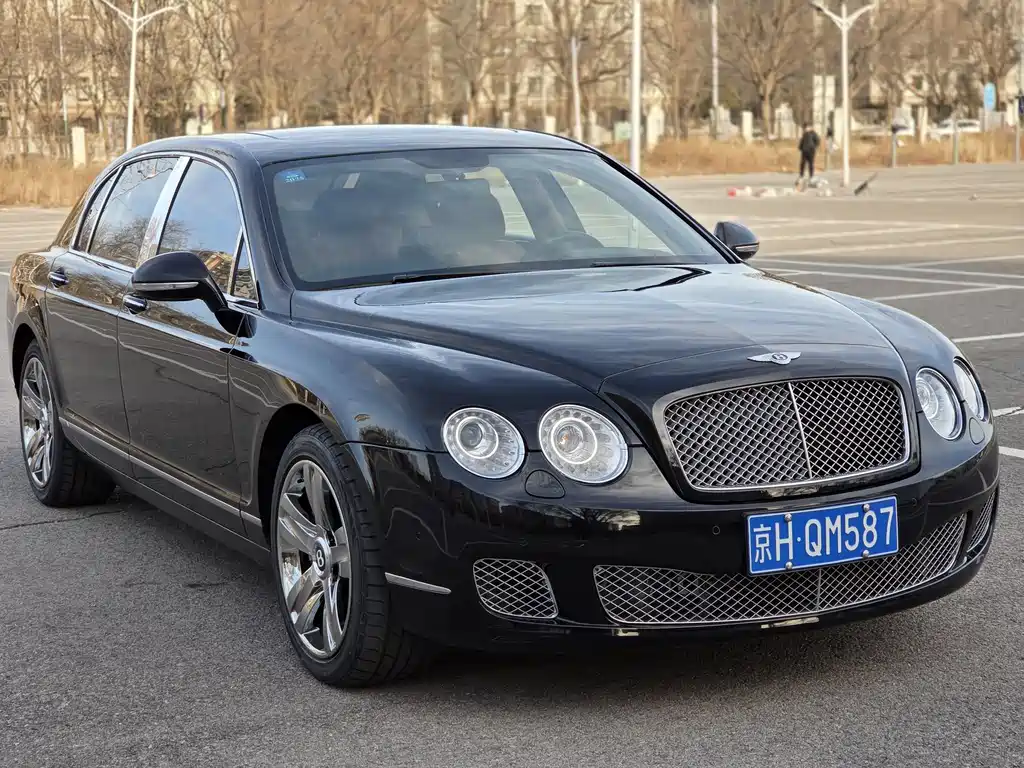 Bentley Flying Spur 2011 — фото 3