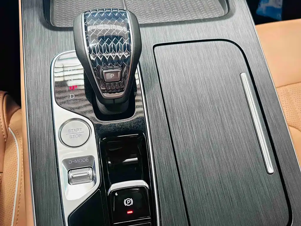 GAC Trumpchi GS8 2025 — фото 14