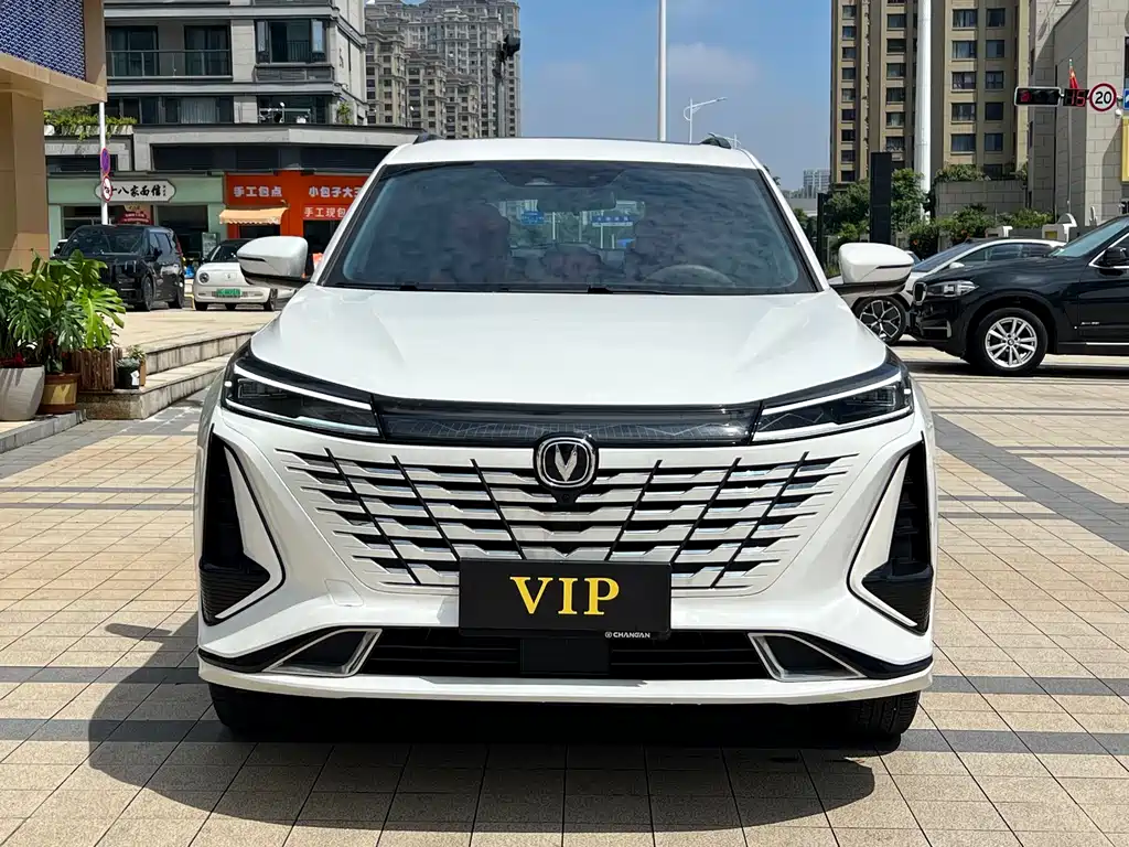Changan CS75 PLUS 2023 — фото 2