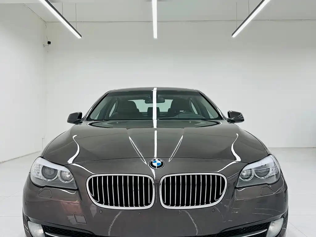 BMW 5 Series 2012