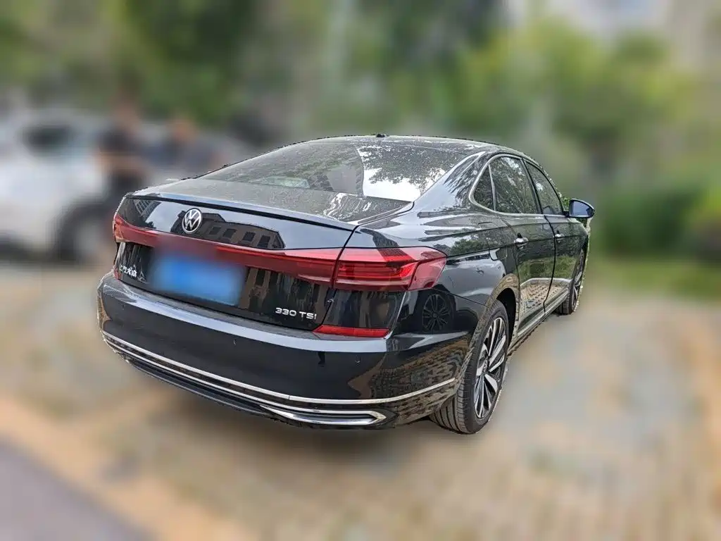 Volkswagen Passat 2024