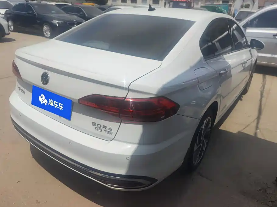 Volkswagen Bora 2023