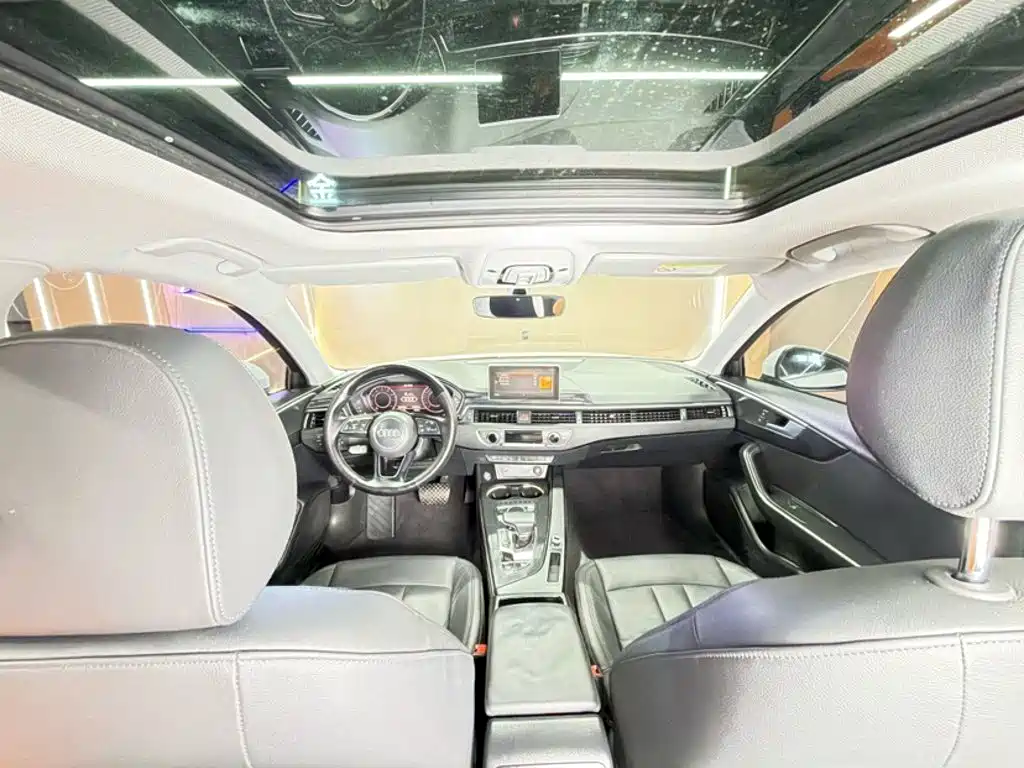 Audi A4L 2019