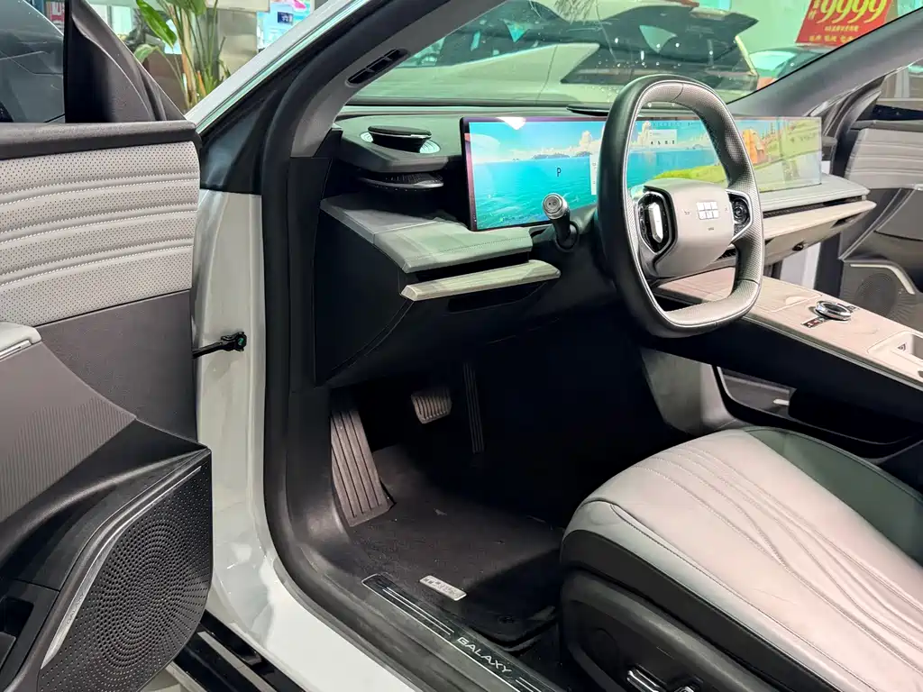 Geely Galaxy E8 2024 — фото 11