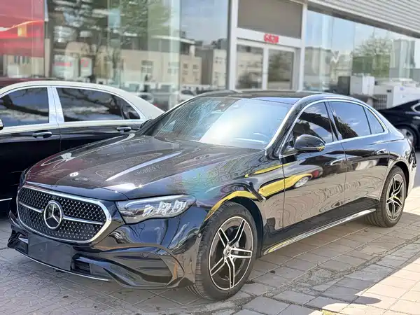 Mercedes-Benz E-Class 2024