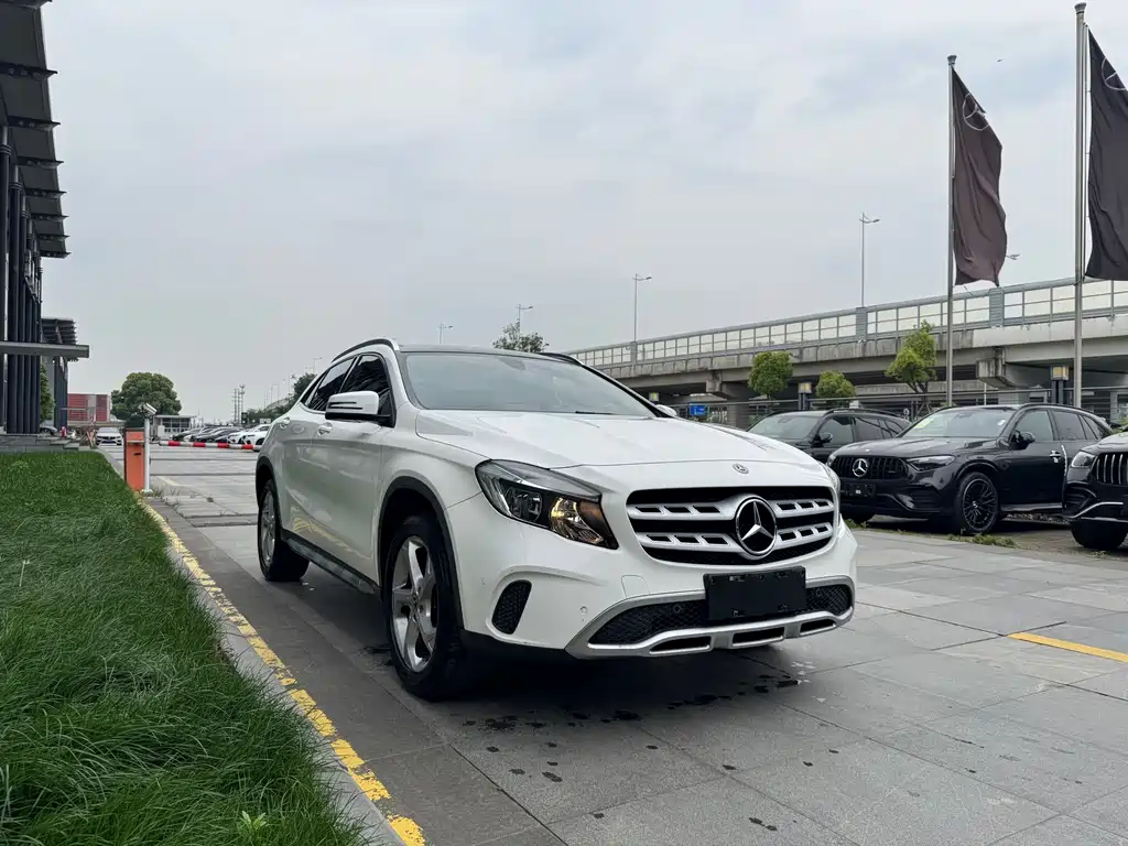 Mercedes-Benz GLA 2018 — фото 3
