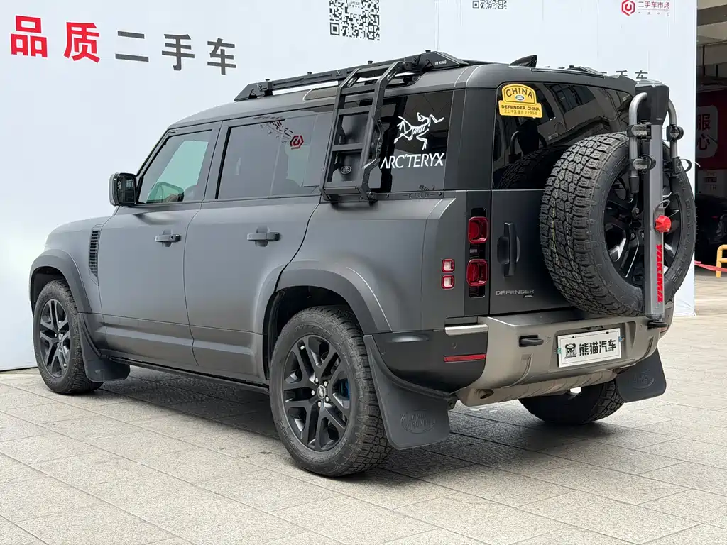 Land Rover Defender 2023 — фото 7