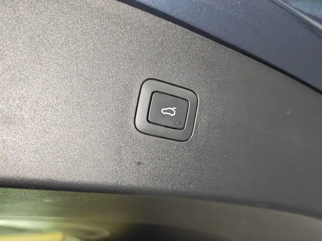 Xiaomi YU7 2025 — фото 26