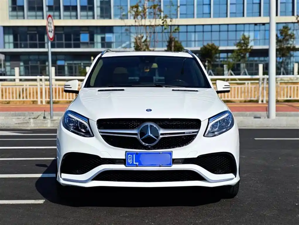 Mercedes-Benz M-Class 2015