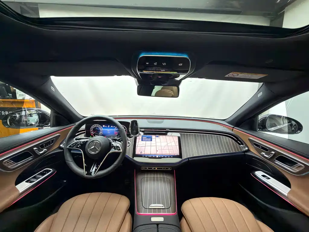 Mercedes-Benz E-Class 2024