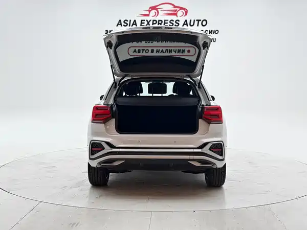 Audi Q2L 2022