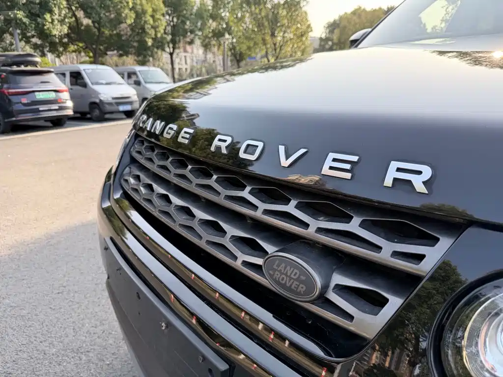 Land Rover Sport 2018 — фото 19