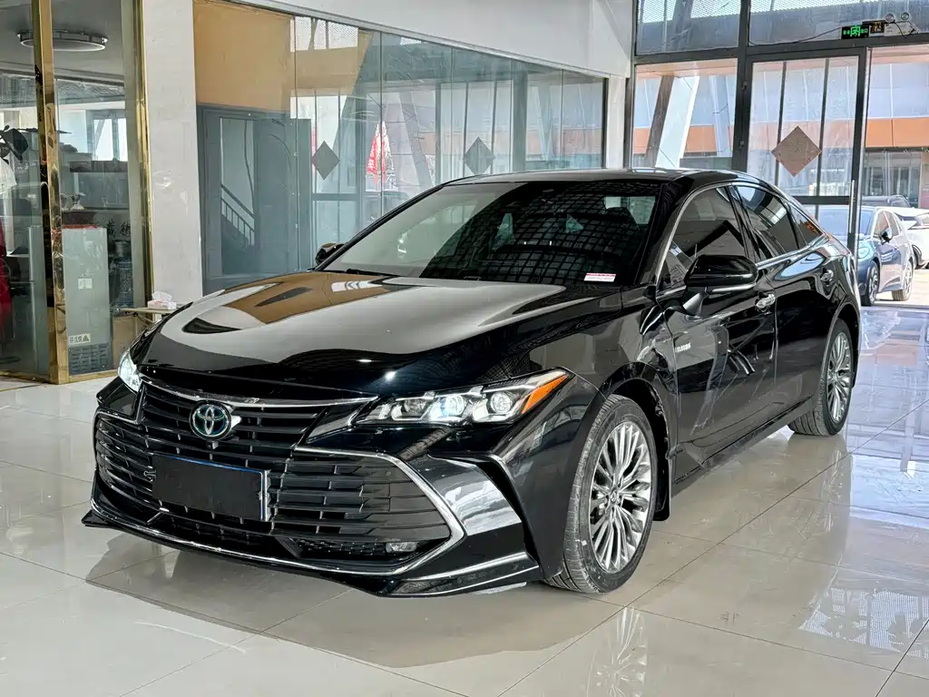 Toyota Avalon 2020 — фото 1