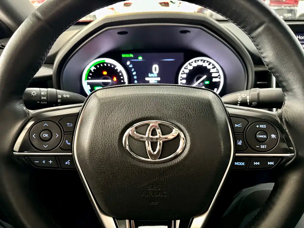 Toyota Avalon 2020 — фото 10