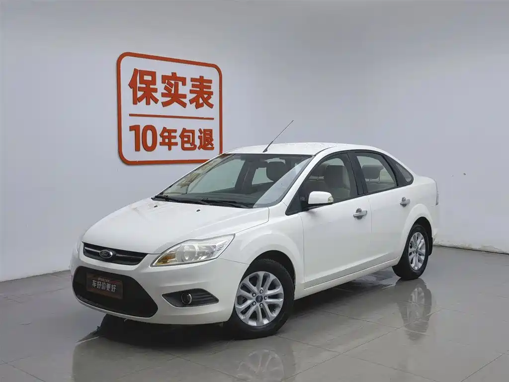 Ford Focus 2015 — фото 3