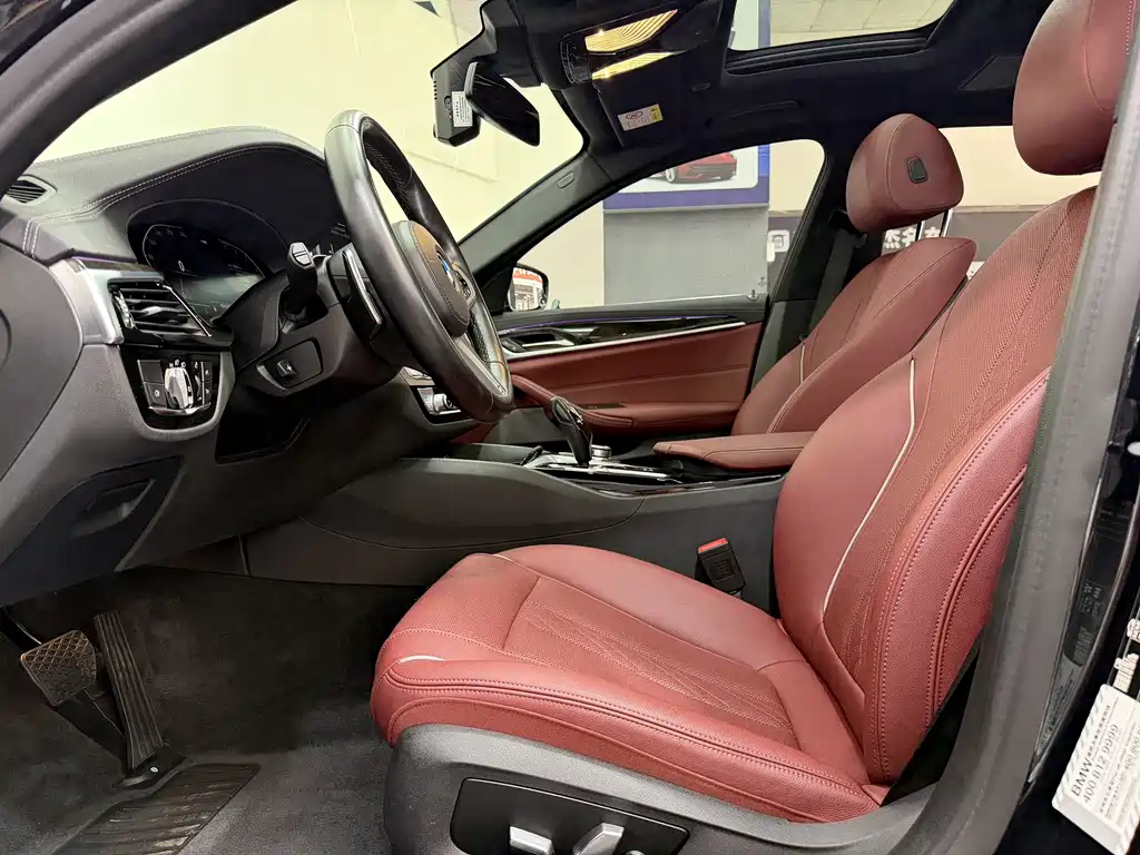 BMW 5 Series 2022