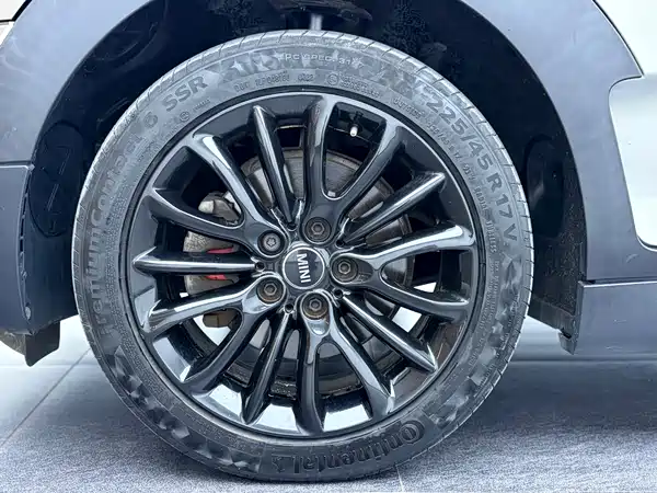 MINI Clubman 2017