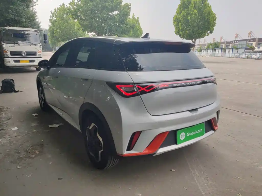 BYD Dolphin 2022