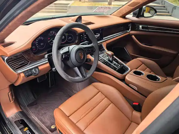 Porsche Panamera New Energy 2023