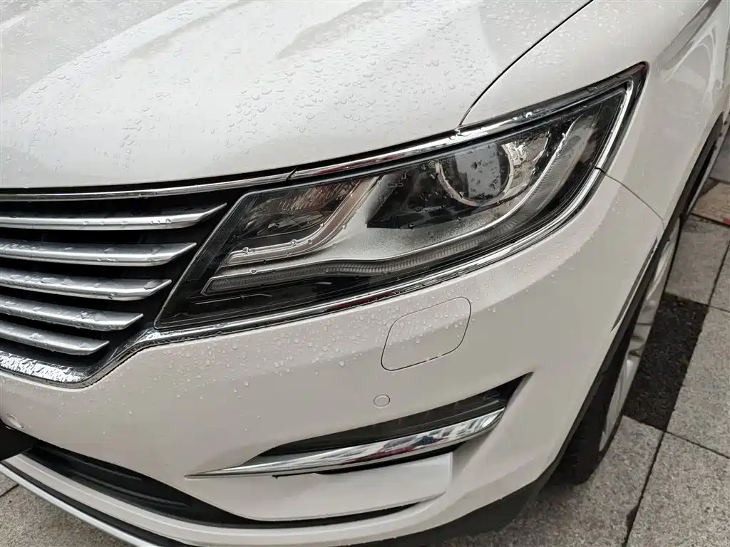 Lincoln MKC 2016 — фото 18