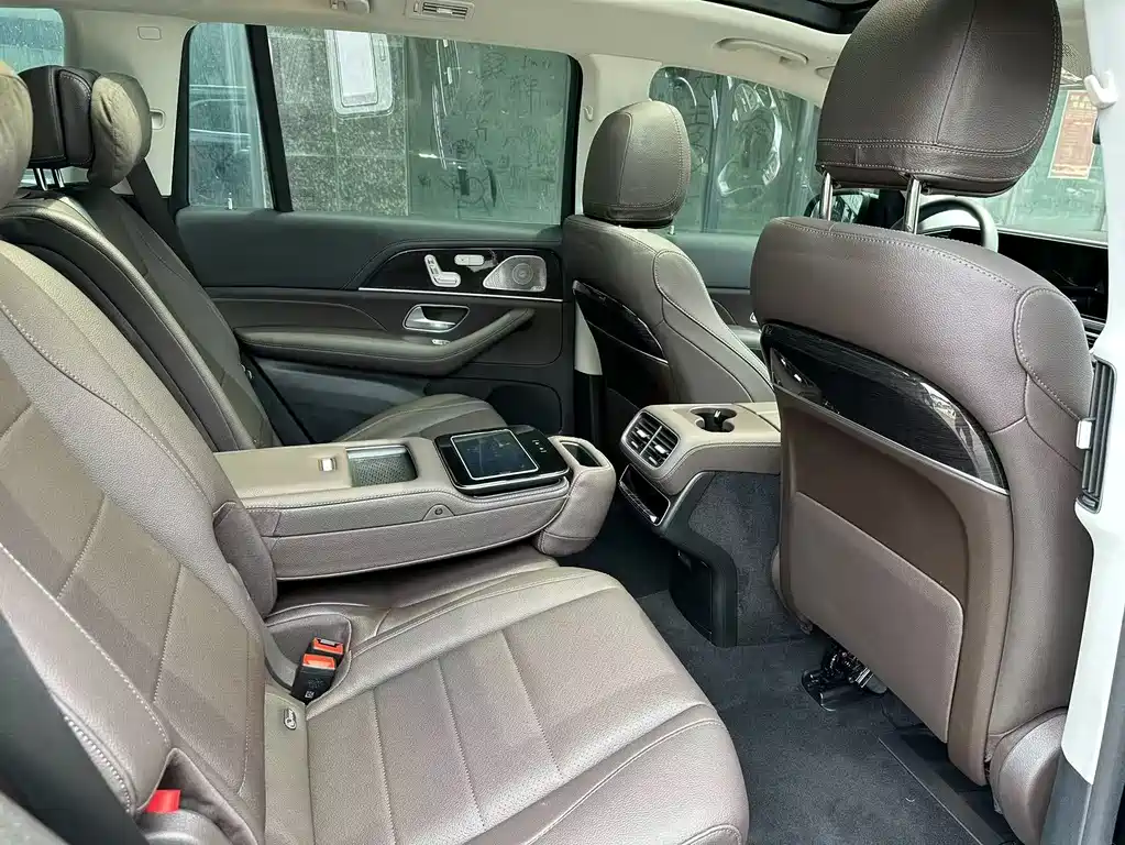 Mercedes-Benz GLS 2023 — фото 8