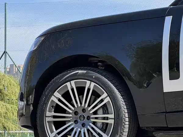 Land Rover Range Rover 2024